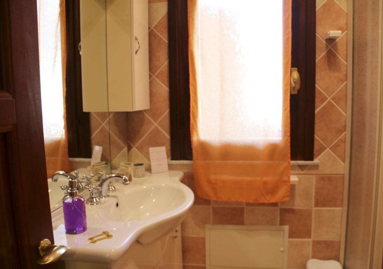 סאסארי Sardinia Re Guest House מראה חיצוני תמונה
