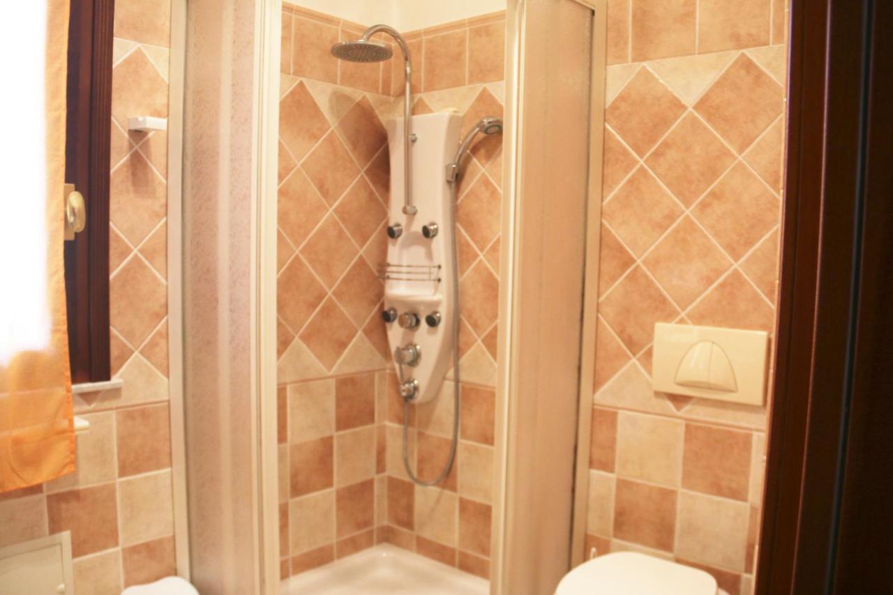 סאסארי Sardinia Re Guest House מראה חיצוני תמונה