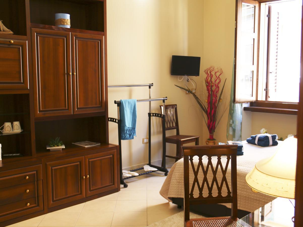 סאסארי Sardinia Re Guest House מראה חיצוני תמונה